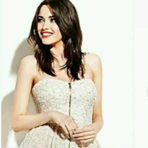 Elegant Cream Strapless Dress - Picture 3 of 11